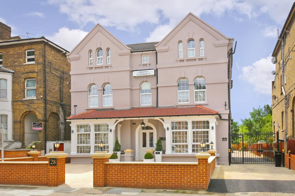 Imperial Guest House Ltd. Hounslow Exterior foto